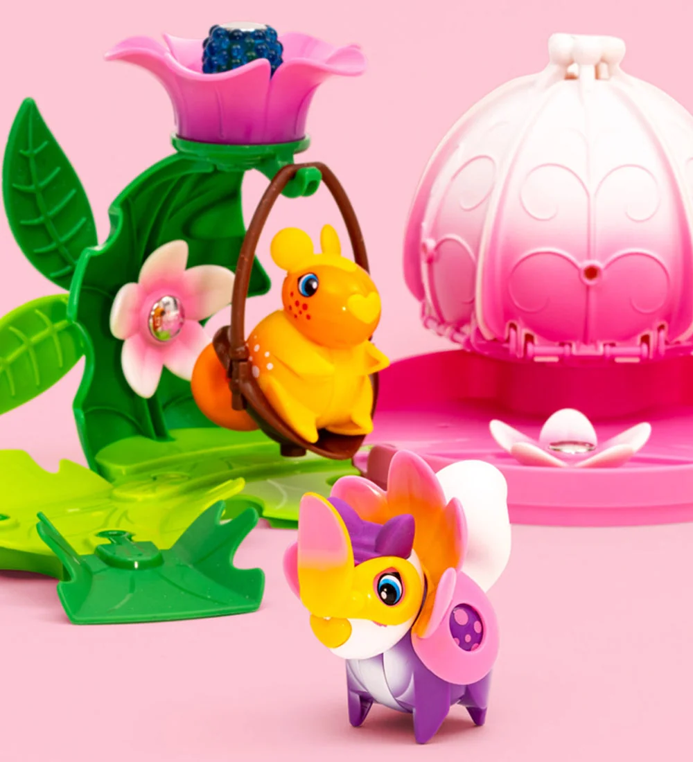 BRIO Flora Figure Aster Collectible Toy with Magnetic Nose 4 BRIO Flora Figure Aster Collectible Toy with Magnetic Nose