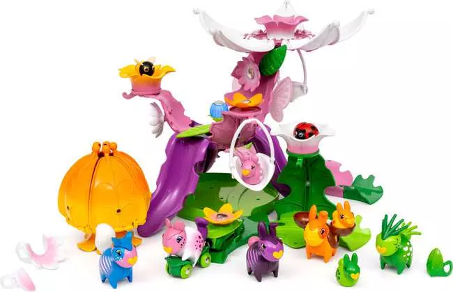 BRIO Flora Flower Town Playset 47 Pieces 3 BRIO Flora Flower Town Playset 47 Pieces