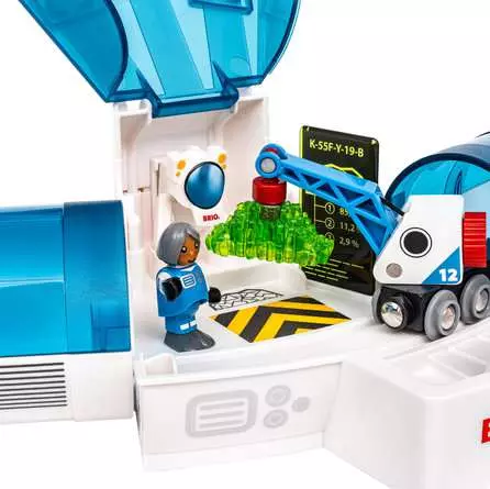 BRIO World Space Deluxe Train Set 17 BRIO World Space Deluxe Train Set
